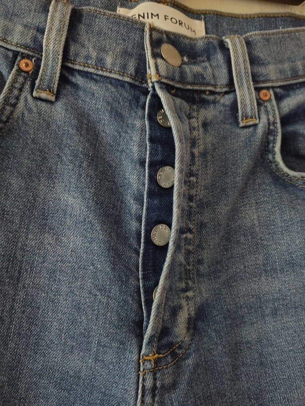 Aritzia Denim Forum 90s Hi-Rise Drainpipe Slim Jeans 28 Button Fly Straight